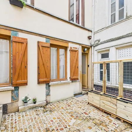 Apartment La Renardiere Troyes